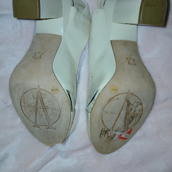 Vince Camuto Sling back heels - Picture 7 of 8